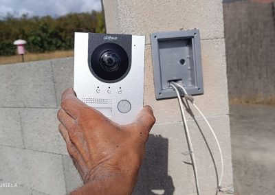 Pose d'un interphone vidéo par CF31, contrôle d'accès Haute-Garonne