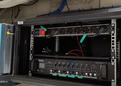 Baie de sonorisation professionnelle multizone installée par CF31